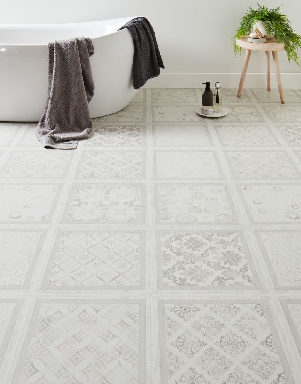 Faus Seathwaite 8mm Waterproof Laminate Flooring - Vintage Grey 1