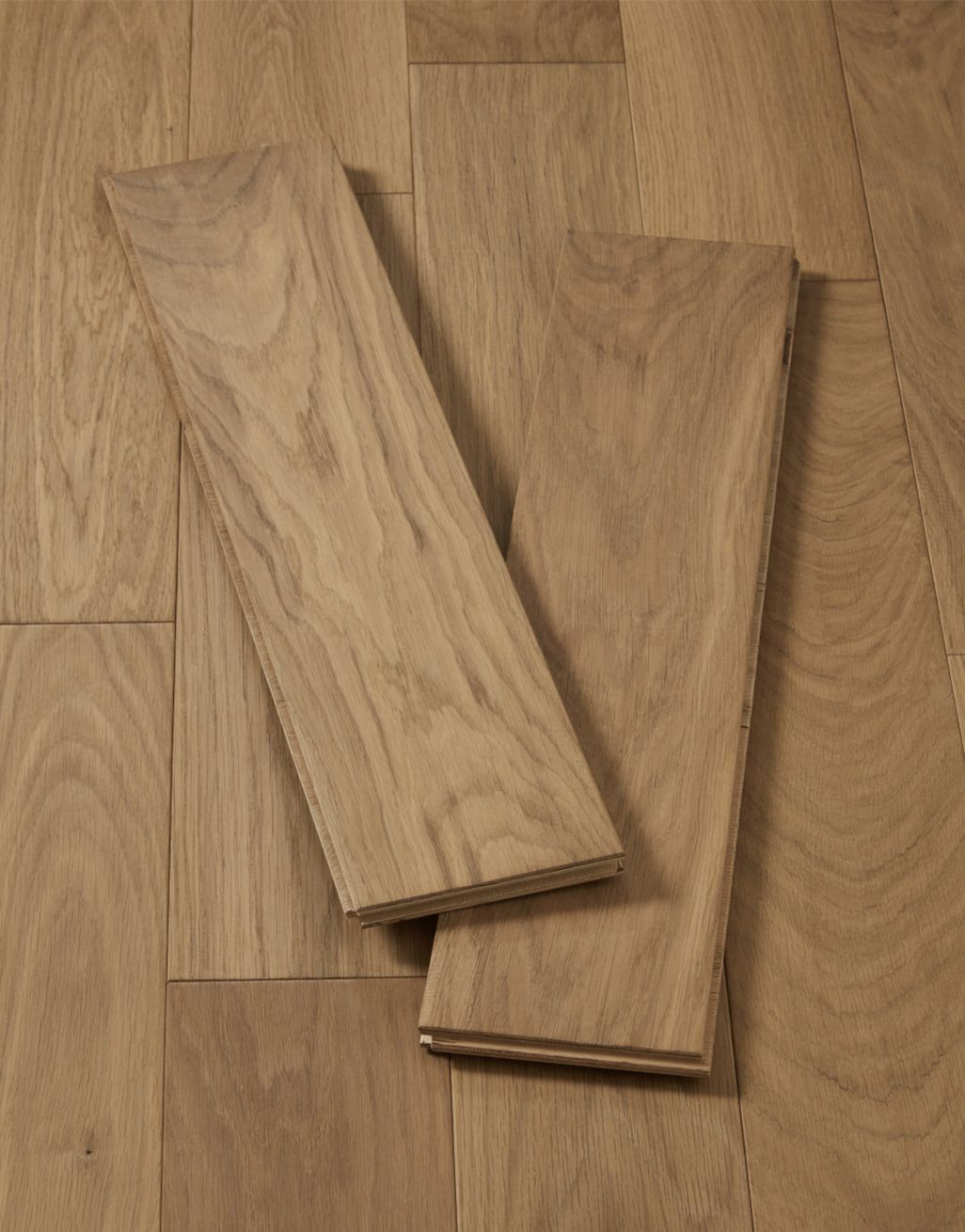 Malaren 14mm Lacquered Engineered Wood Flooring - Danish Oak 3